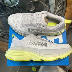 Hoka Bondi 8 size 7 Nimbus Cloud/Luminary Green NWT